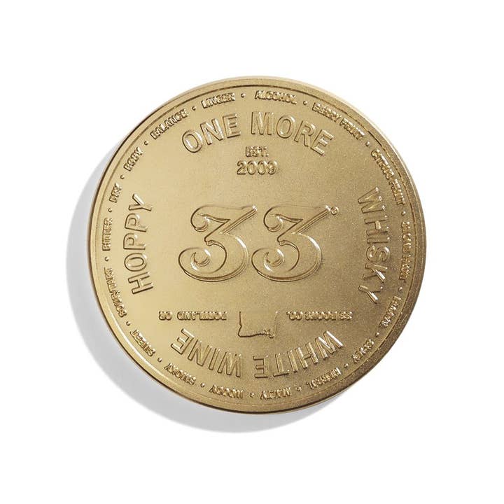 33 Books USA – Drinking Decision Coin – Engraved Metal – Gift for Whisky Lovers - Mood4whisky