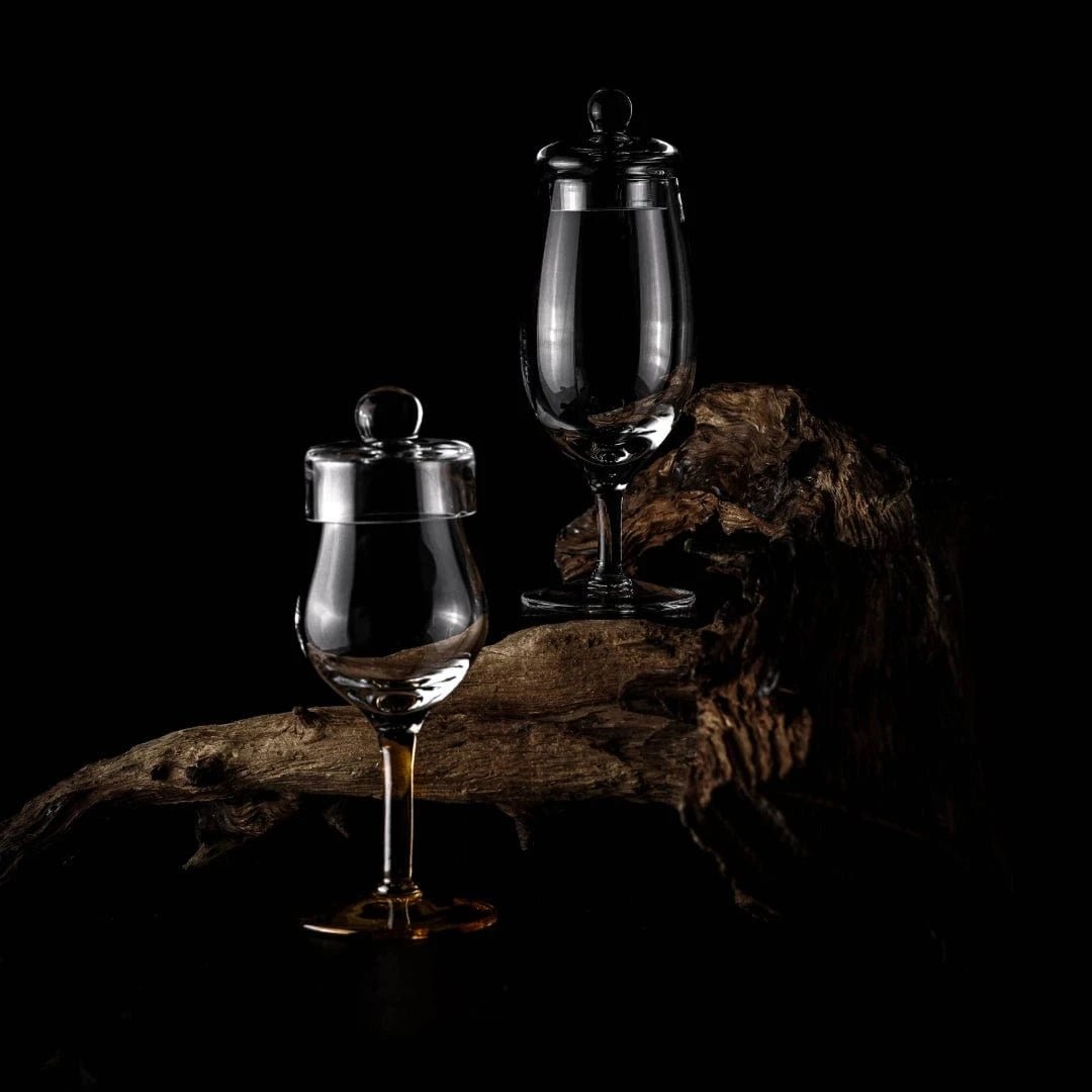 Amber Tasting Box – 2 Hand - Blown Whisky Glasses with Lids – Amber Glass - Mood4whisky