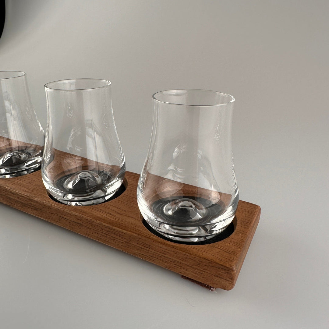 E.W.B. – Whisky Glass Holder – Handmade Oak – For Tastings - Mood4whisky