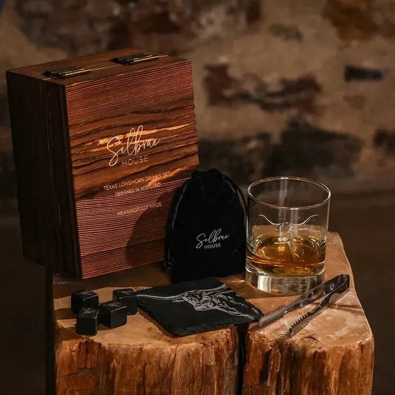 Geschenkset Texas Longhorn met whiskyglas, whiskystenen en onderzetter – Just Slate Company Scotland – afbeelding 2