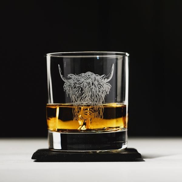 Just Slate Company – Whisky Tumbler Set – Engraved Highland Cow – Gift Set - Mood4whisky