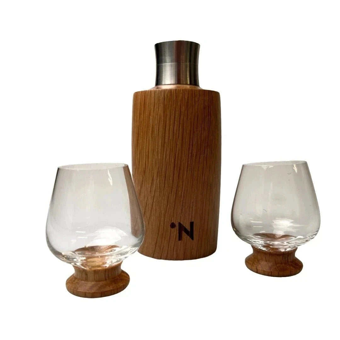Outdoor Set – American Oak Flask & glazen met houten voet in luxe cadeauverpakking – afbeelding 2