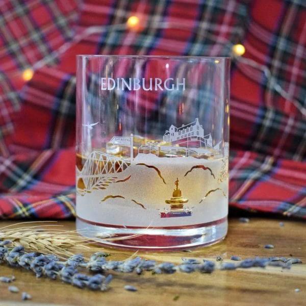 Whisky glass Skyline Edinburgh – Engraved – Glencairn Crystal Scotland – image 3
