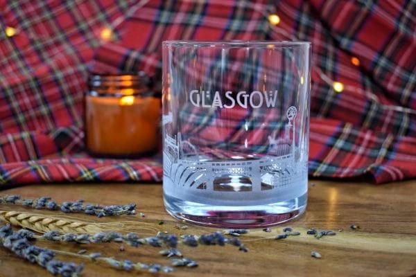 Whisky glass Skyline Glasgow – Engraved – Glencairn Crystal Scotland – image 2