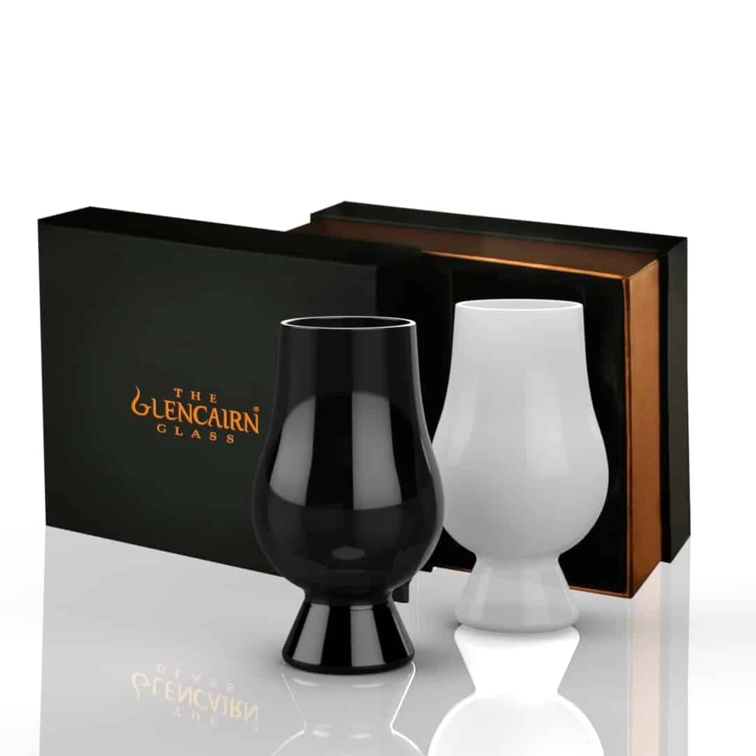 White and black whisky glasses, set of 2 – Blind Tasting – Gift packaging – Glencairn Crystal Scotland