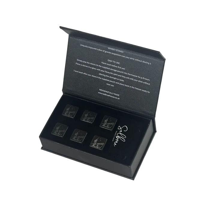 Whiskystenen Jachtsport – Gegraveerd – Just Slate Company Scotland