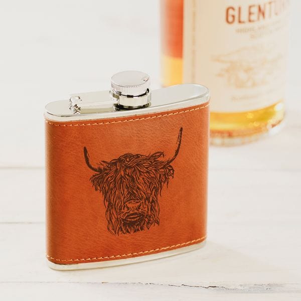 Selbrae House – Hip Flask – Leather – Highland Cow Design - Mood4whisky