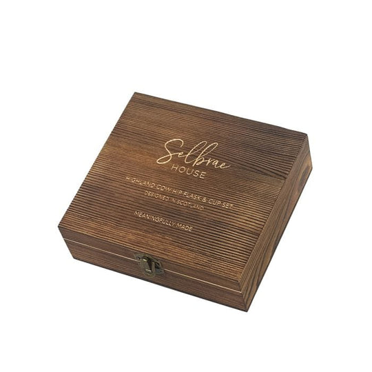 Selbraehouse – Hip Flask Set – Metal Engraved – Highland Cow - Mood4whisky
